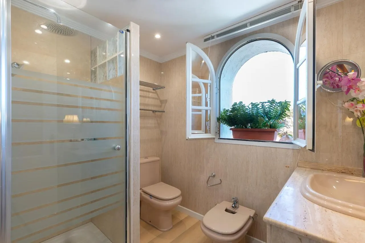 Sun & Beach House Malaga